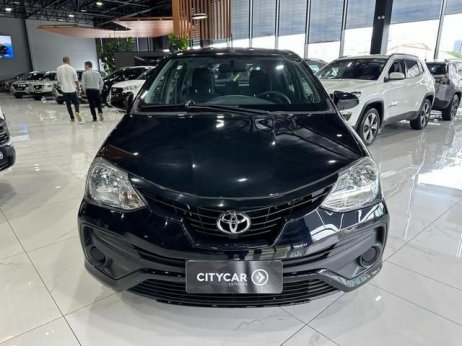 Toyota foto 2